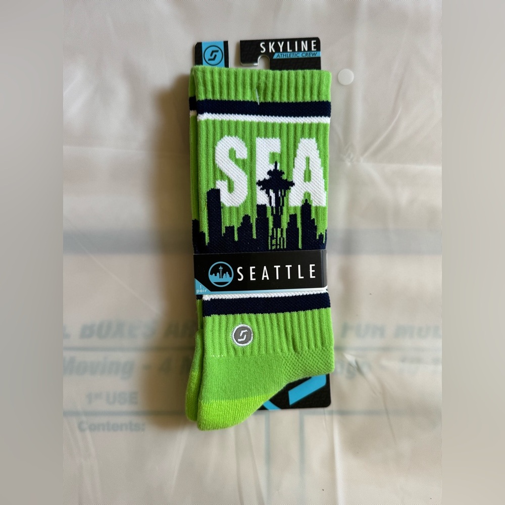 Skyline Seattle Sounders Colorway crew socks